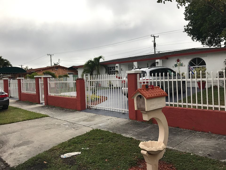 1st image of 10230 SW 212th St
