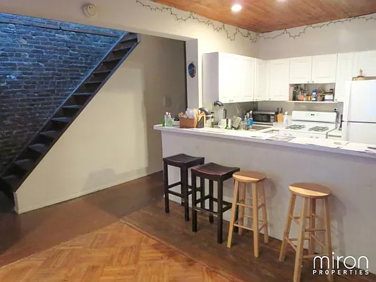 Rented by Miron Properties | media 70