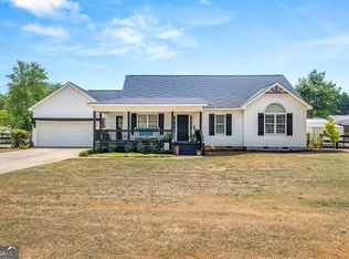 550 Bedford Dr, Hull, GA 30646