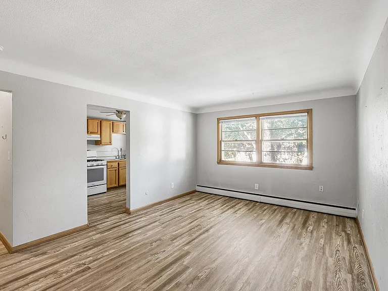 1009 Randolph Ave — Photo 10