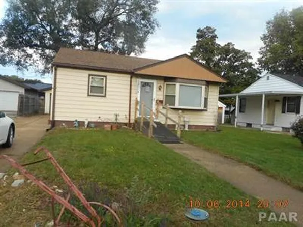 1511 Mechanic St, Pekin, IL 61554