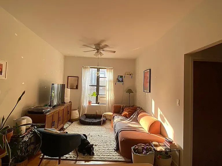 28 Havemeyer St #5B — Photo 2