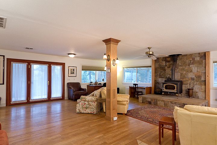 1st image of 2951 Hobby Horse Ln