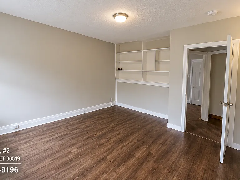 19 Elliott St #B — Photo 3