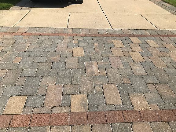 3rd image of 44245 Greenview Ln