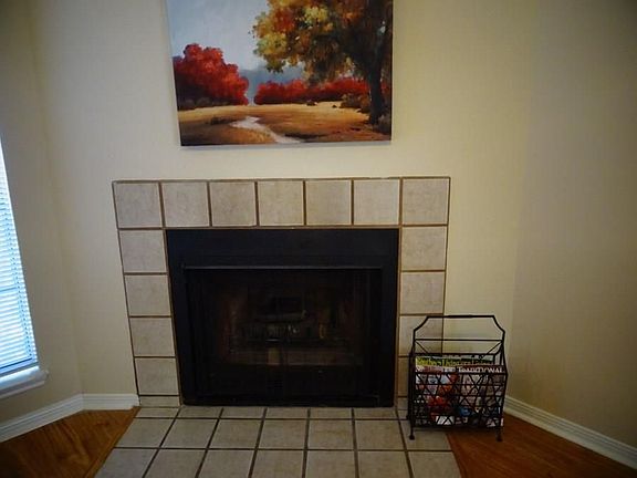 5th image of 427 Betsy Ross Dr