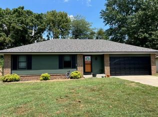 3039 W Cherokee St, Springfield, MO 65807