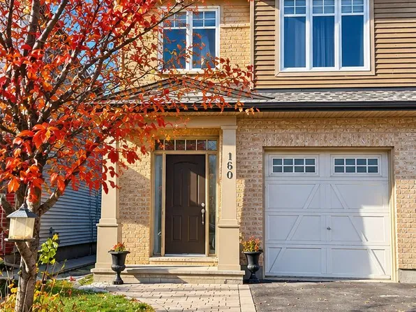 160 Flat Sedge Cres, Ottawa, ON K1T 0G9