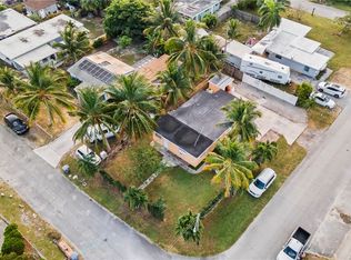 1236 Peak Rd, Lake Worth, FL 33462