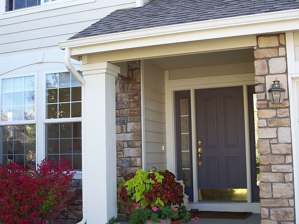 2nd image of 1709 Willow Springs Way