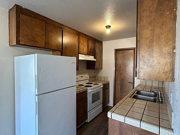 5th image of 1531 Gabilan Dr APT 2