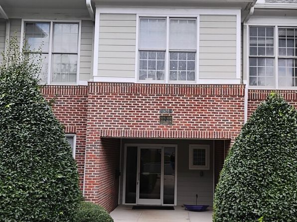 524 Aberdeen Dr APT 207