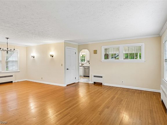 2nd image of 7498 Cadle Ave