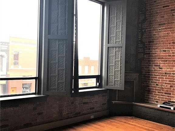 3rd image of 428 W Main St Ste 101