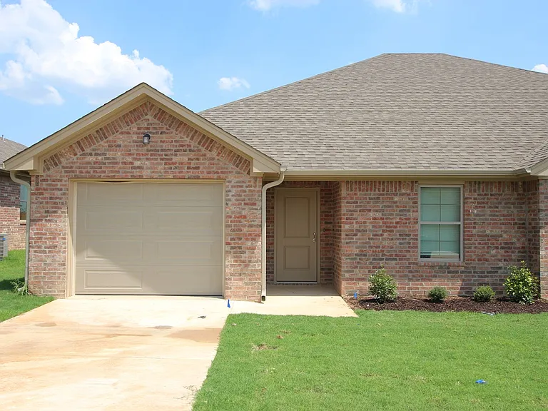 6212 Villa Rosa Way — Photo 3