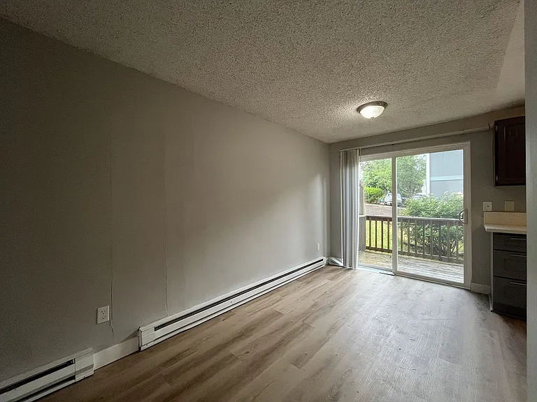 4911 SW Beaverton Hillsdale Hwy #A — Photo 10