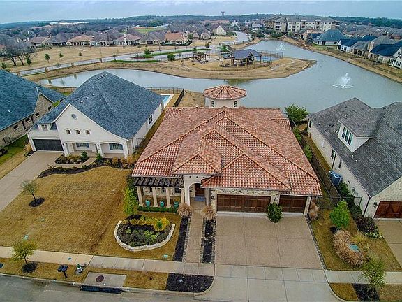 3rd image of 2916 Riverbrook Way