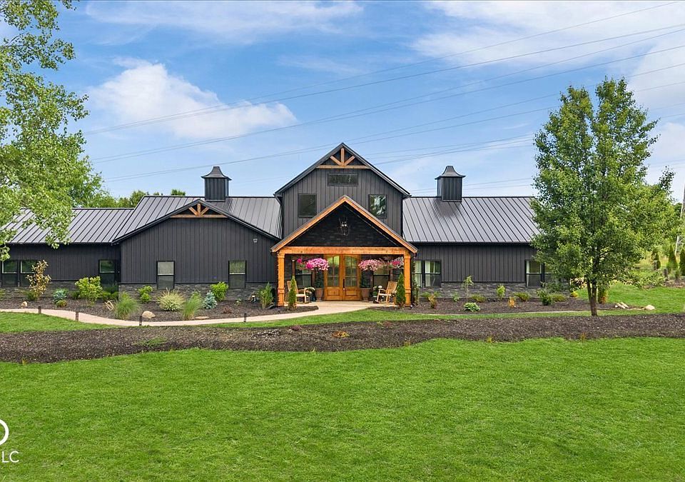 1st image of 22 Forest Bay Ln