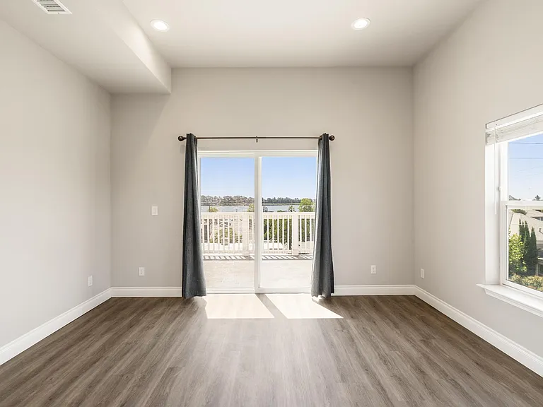 93 S 2nd St #301 — Photo 5
