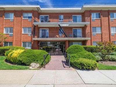 85 S CENTRE AVE #A17, Rockville Centre, NY, 11570