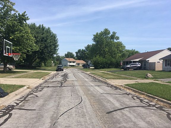 4th image of 5049 Kenesaw Pl