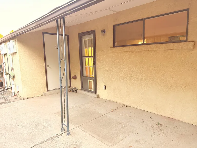 Villa Dr SE — Photo 13