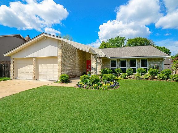 3rd image of 21638 Park Villa Dr