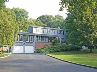 10 Hissalik Way, Bedford, NY 10506