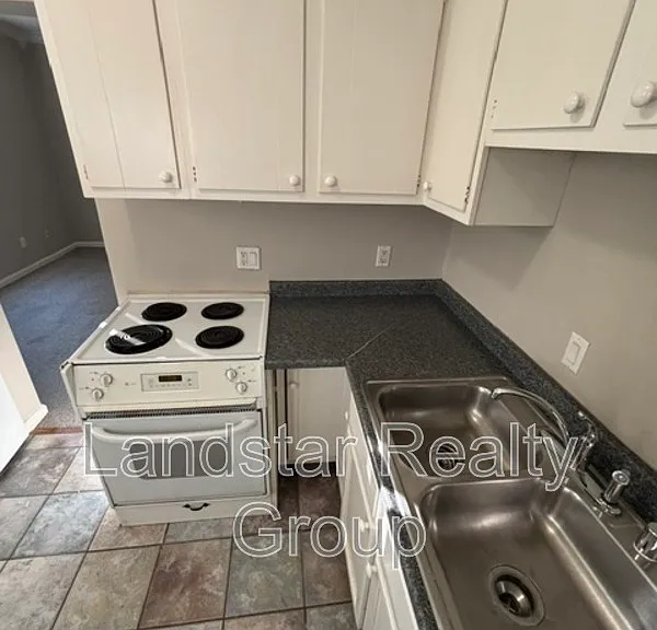 2127 Grinstead Dr #1 — Photo 28