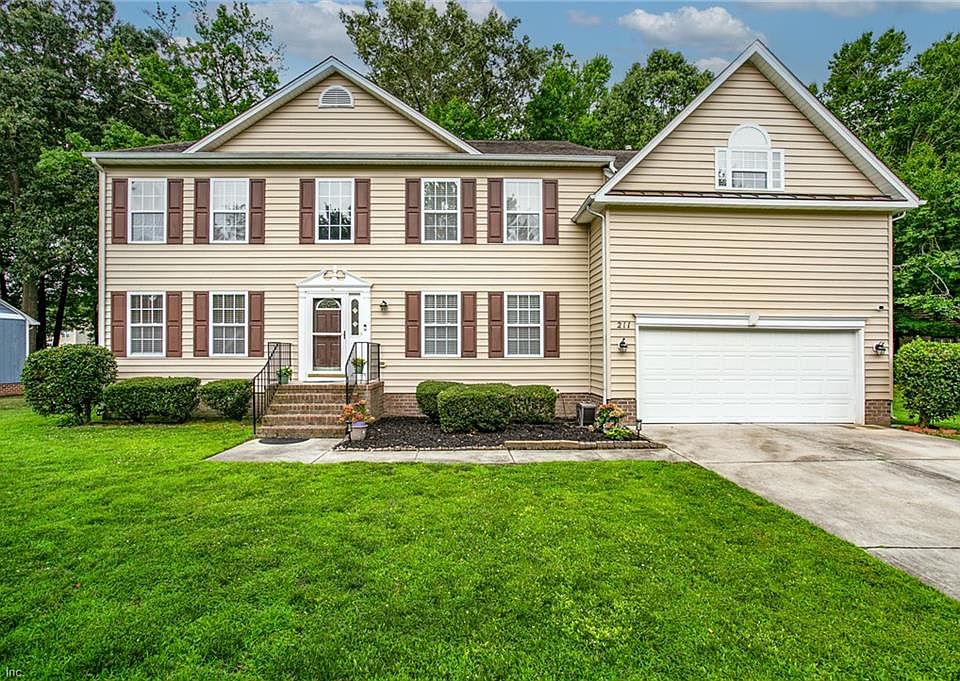 1st image of 211 Bayberry Ln