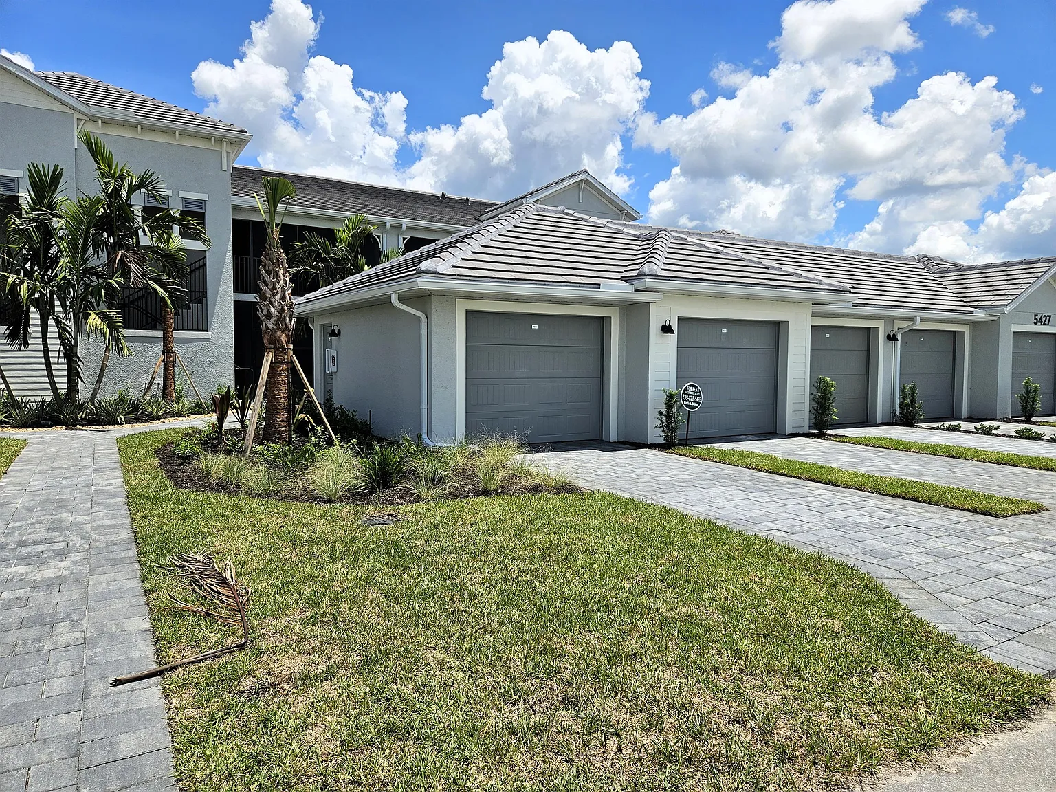 5427 Double Eagle Cir #2826 - The National - Vijaya — Photo 3