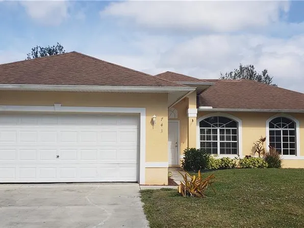 743 Switchboard Ln, Lehigh Acres, FL 33936