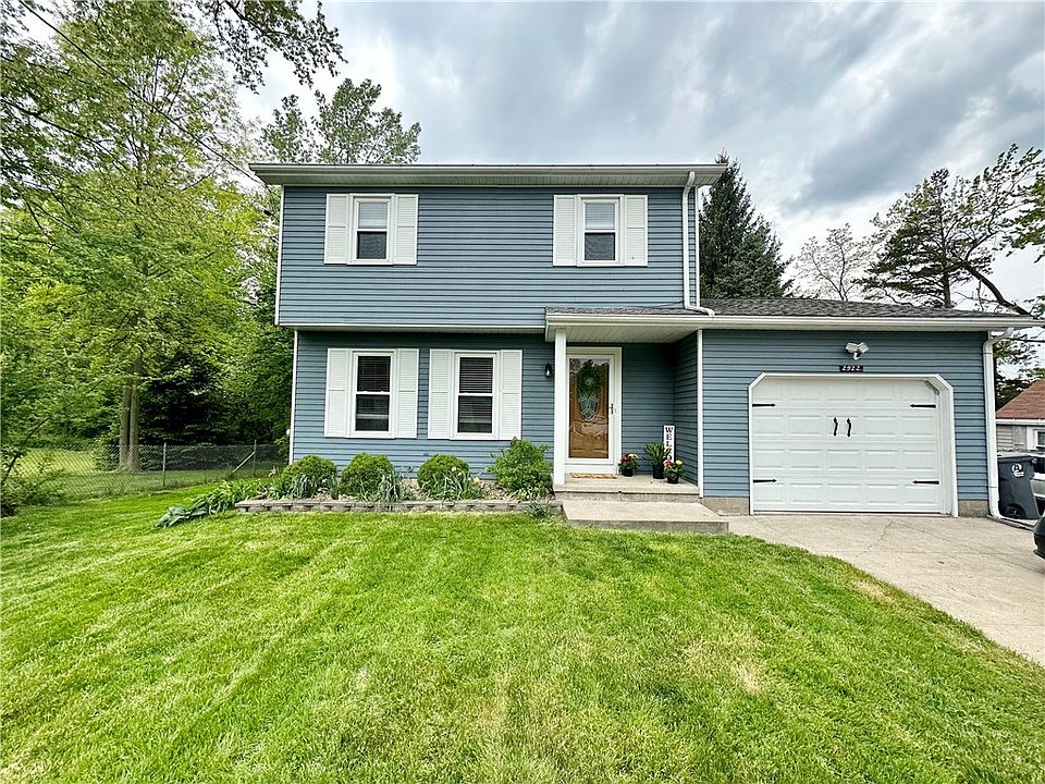 1st image of 2922 Hemlock Dr