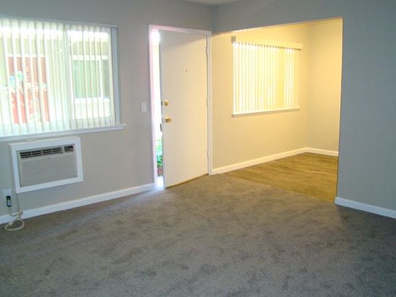 4th image of 3930 Hamilton Ave APT 5