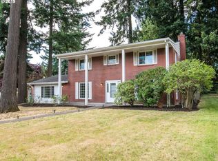 11111 SE Main St, Portland, OR 97216