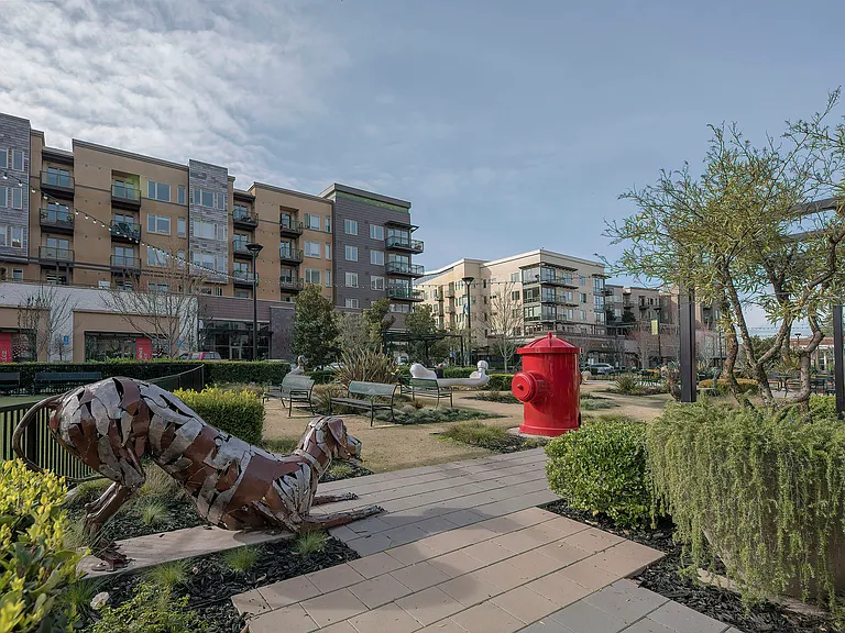The Village Residences — Photo 22