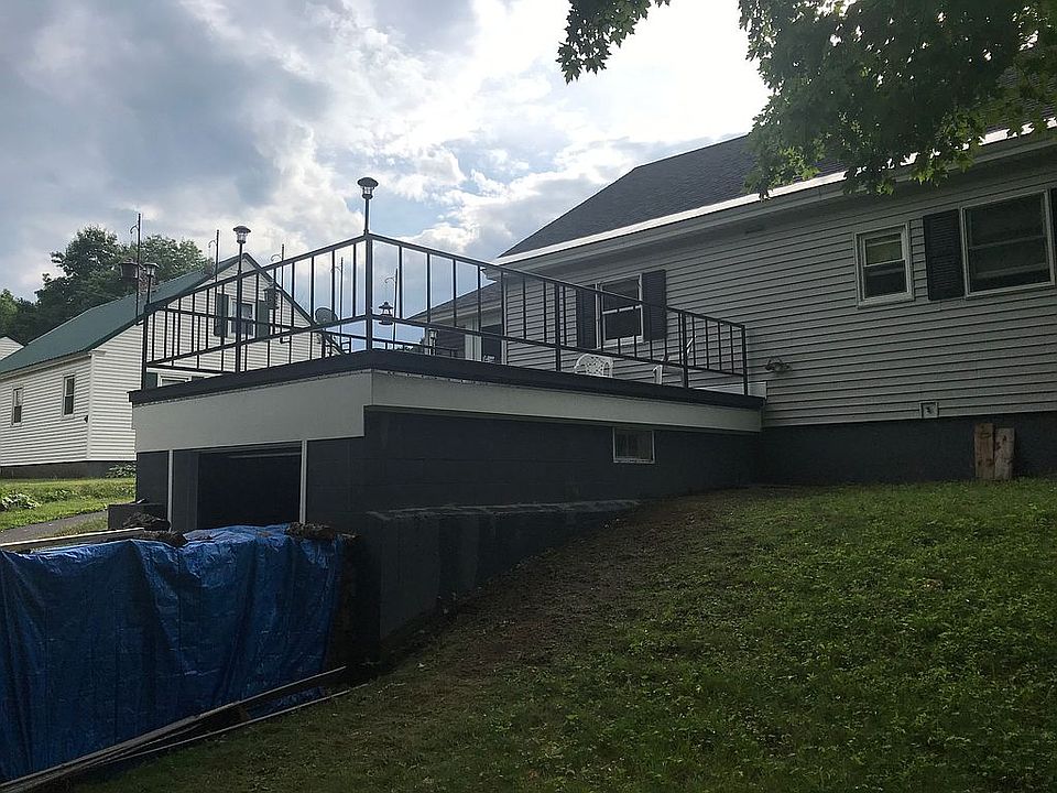 2nd image of 41 Maple St