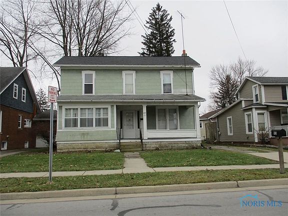 2nd image of 913 Woodlawn Ave