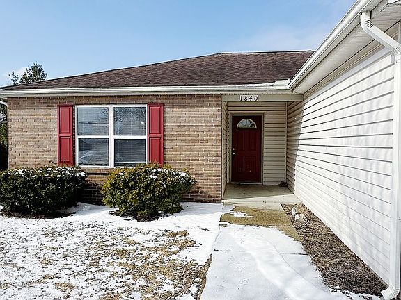 3rd image of 1840 Starks Cir