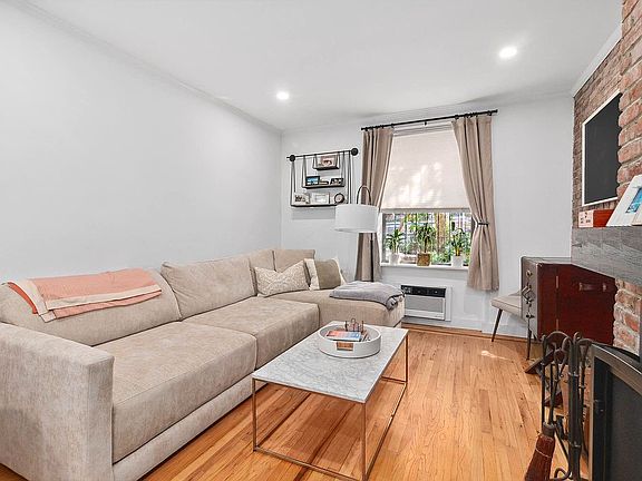2nd image of 333 W 22nd St APT 1B