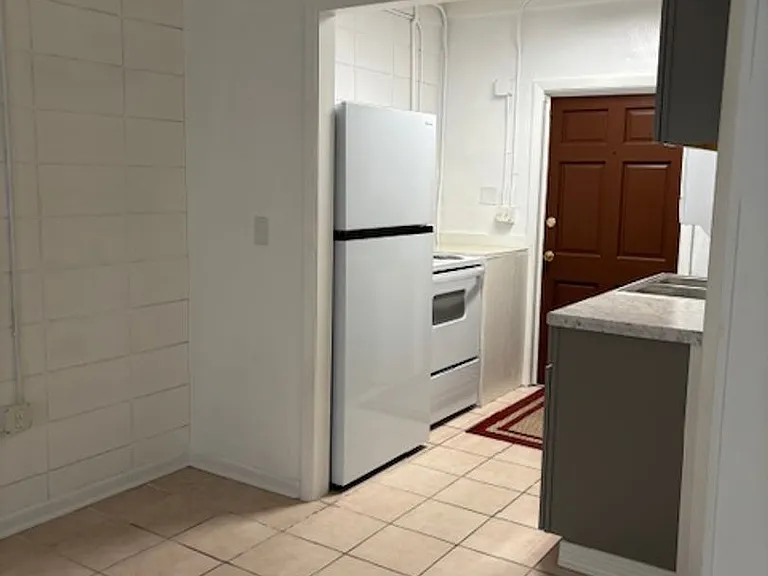1406 Nylic St — Photo 8