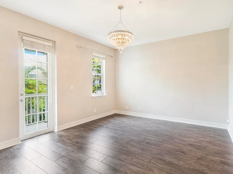 110 W Coda Cir — Photo 27