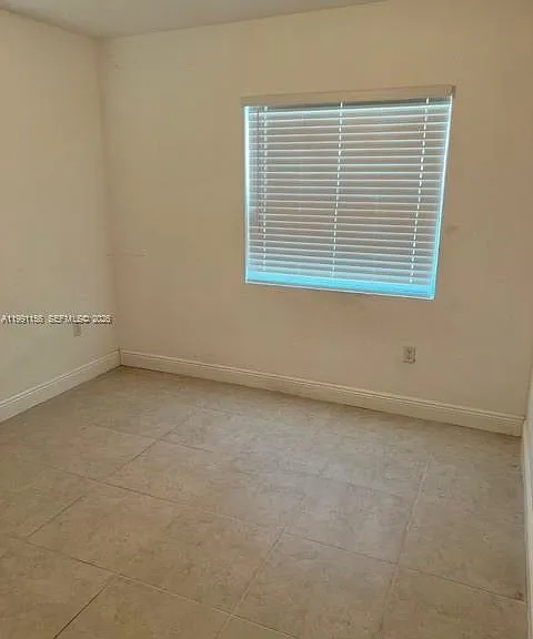 644 SW 1st Ct — Photo 4