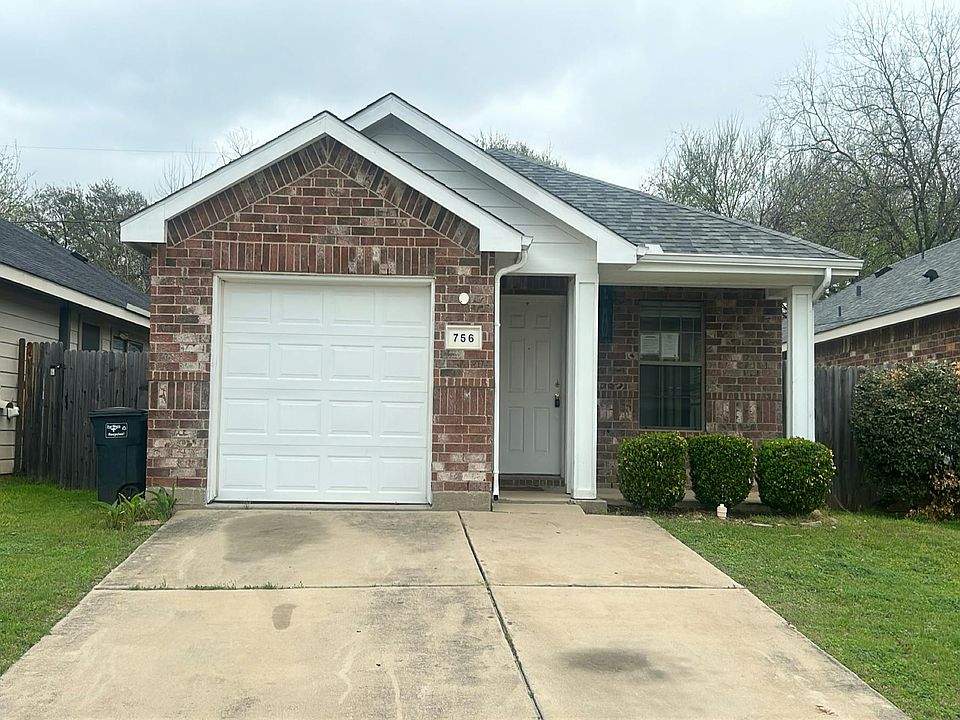 1st image of 756 River Garden Dr