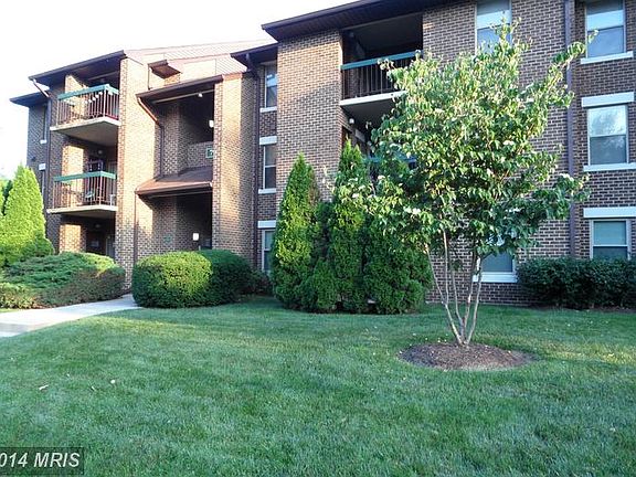 4th image of 7900 Badenloch Way #12