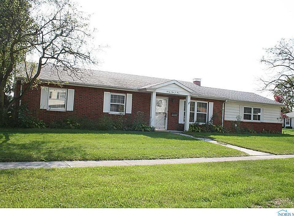 1st image of 2904 Iroquois Dr