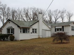 1210 S Main Rd, Mountain Top, PA 18707