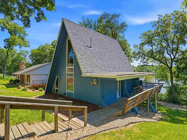 2324 Rice Ridge Ln NE, North Liberty, IA 52317