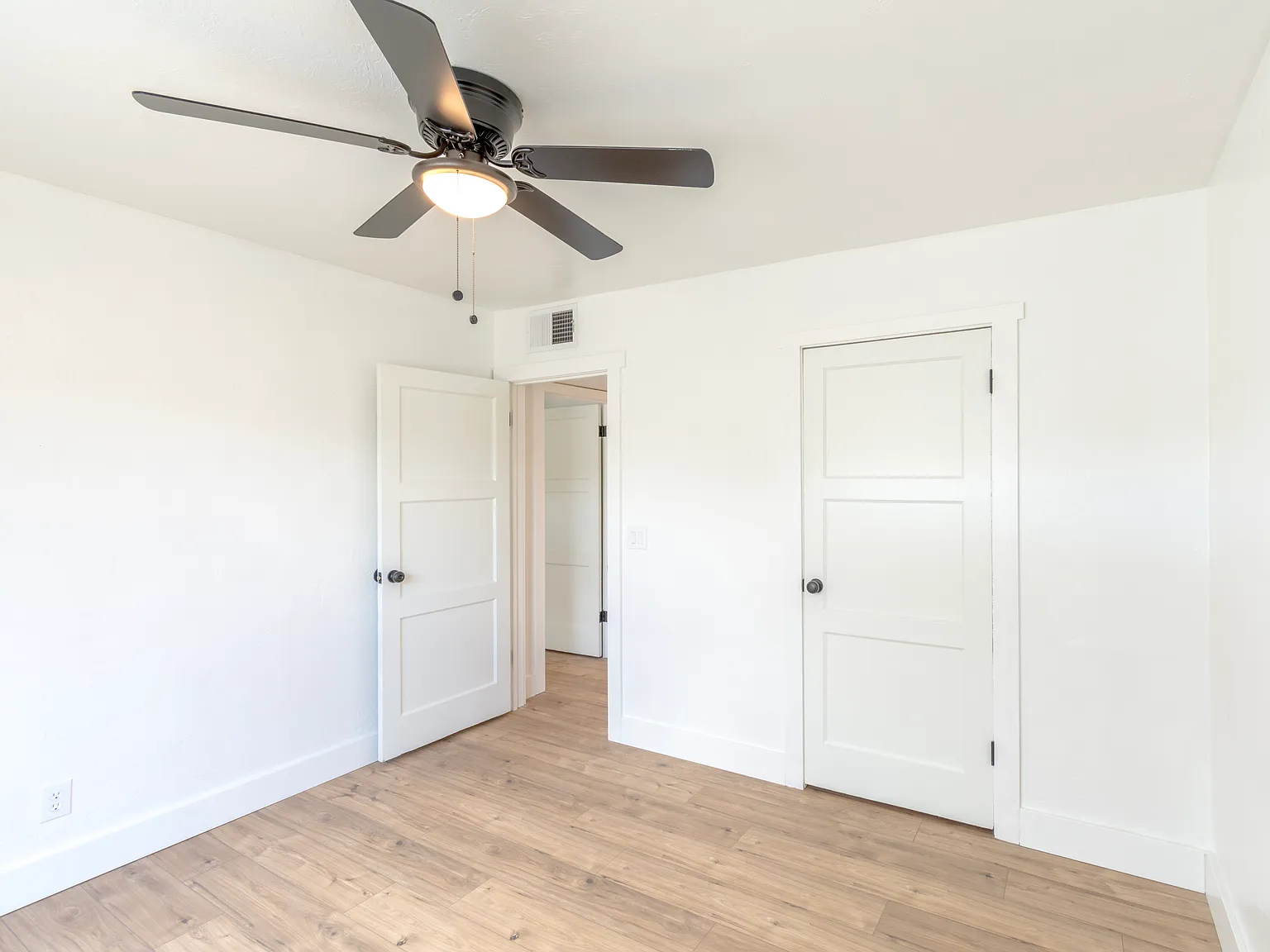 2 bed, 950 sqft, $1,395 — Photo 4