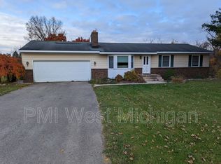 5801 68th St SE, Caledonia, MI 49316